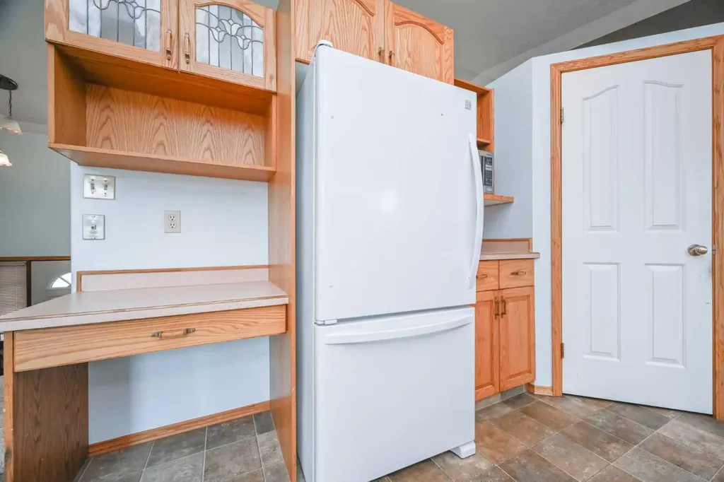902 Birch Street Beaverlodge AB T0H 0C0