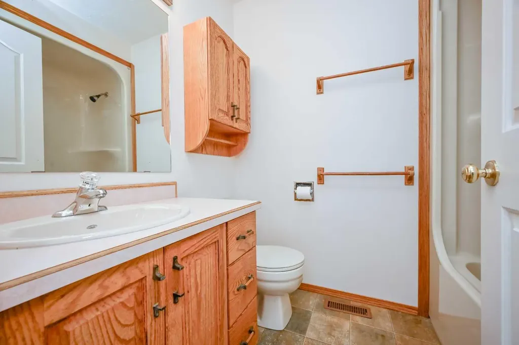 902 Birch Street Beaverlodge AB T0H 0C0