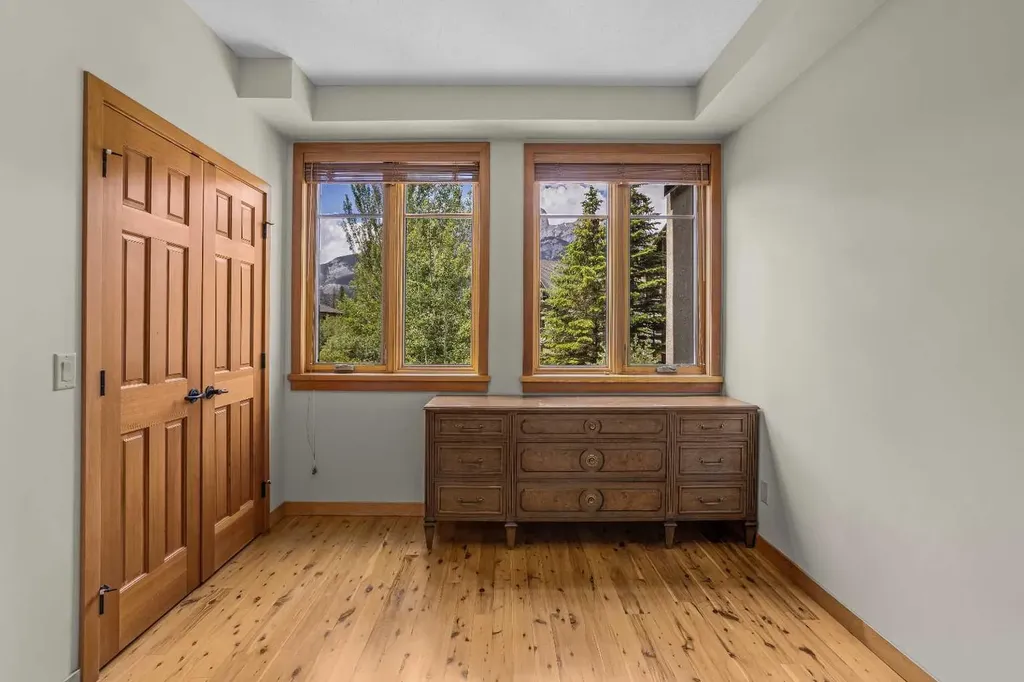 505 Spring Creek Drive Canmore AB T1W0C5