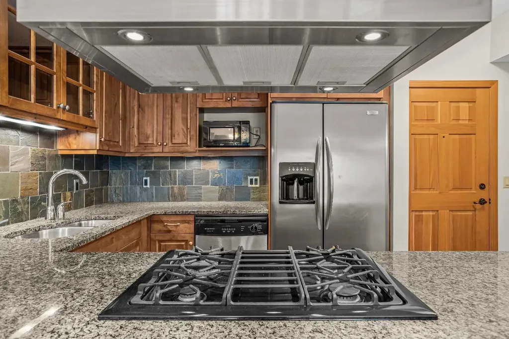 505 Spring Creek Drive Canmore AB T1W0C5