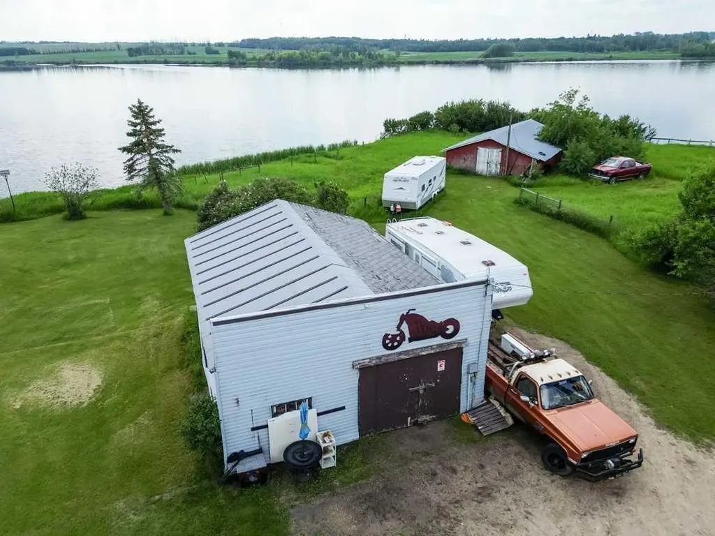 23243 Township Road 374 Rural Red Deer County AB T0M 0V0