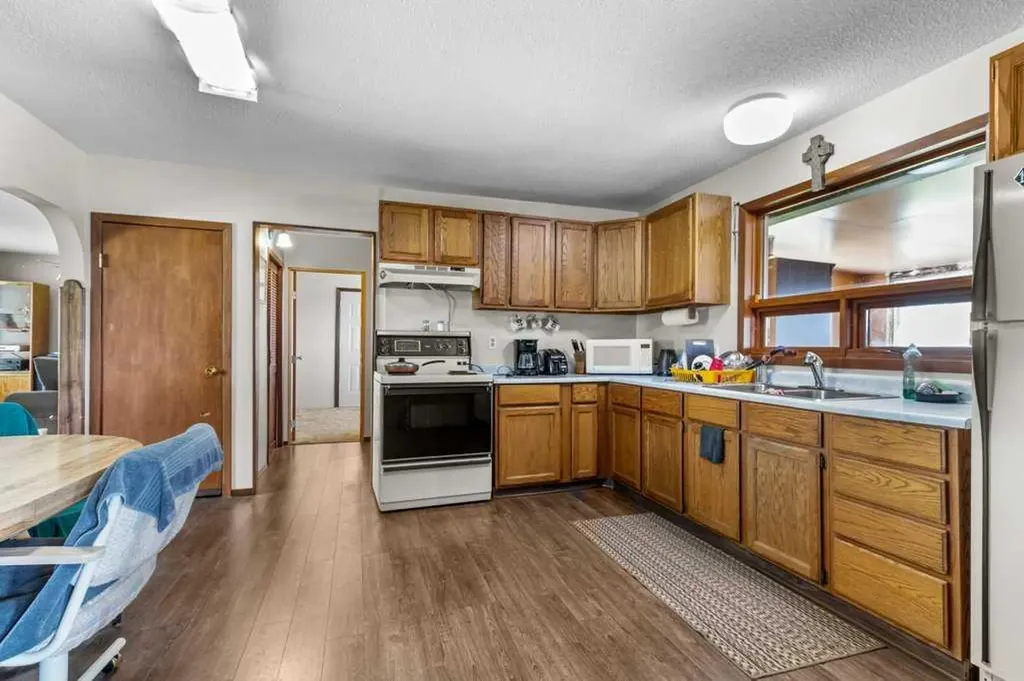 23243 Township Road 374 Rural Red Deer County AB T0M 0V0