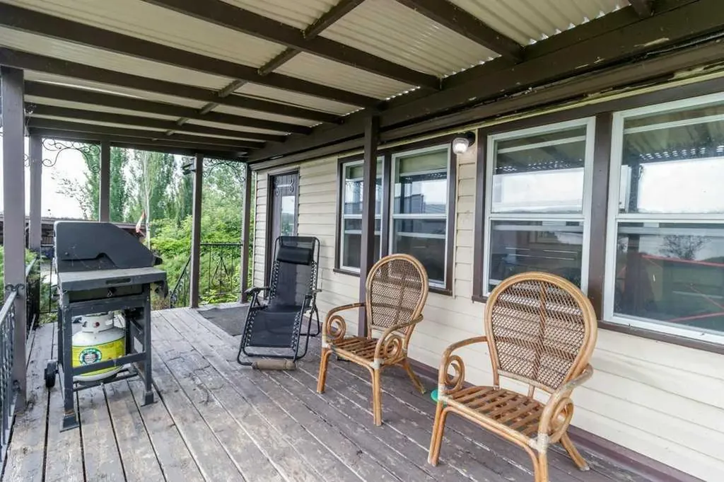 23243 Township Road 374 Rural Red Deer County AB T0M 0V0