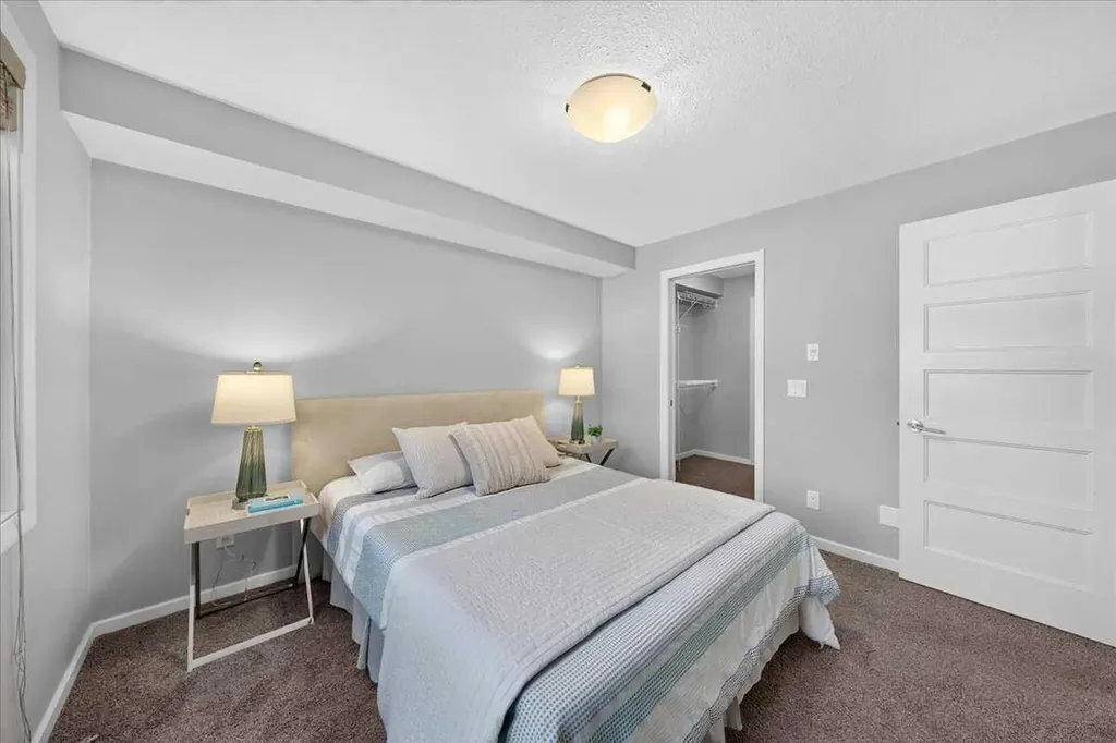 450 Kincora Glen Road NW Calgary AB T3R1S2