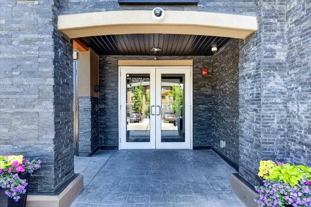 450 Kincora Glen Road NW Calgary AB T3R1S2