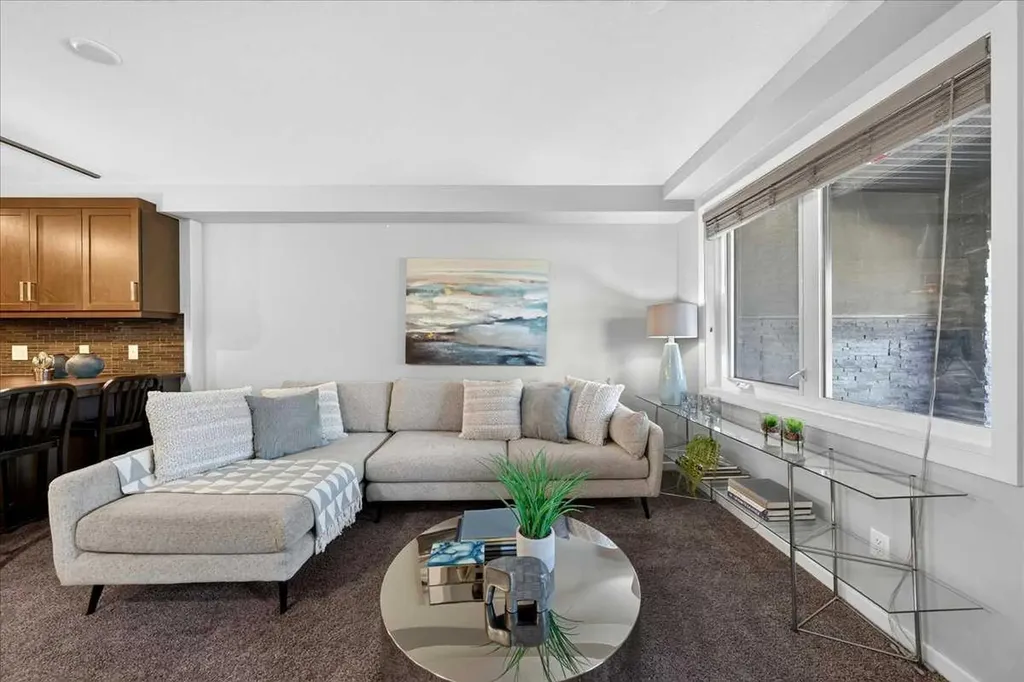 450 Kincora Glen Road NW Calgary AB T3R1S2