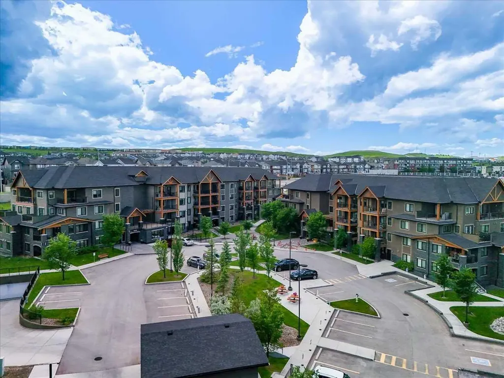 450 Kincora Glen Road NW Calgary AB T3R1S2