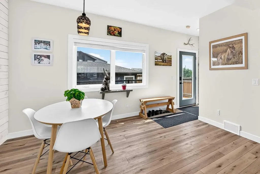 49 River Heights Drive NW Cochrane AB T4C 0Y1