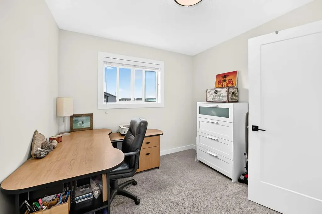 49 River Heights Drive NW Cochrane AB T4C 0Y1