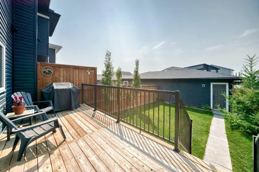 49 River Heights Drive NW Cochrane AB T4C 0Y1