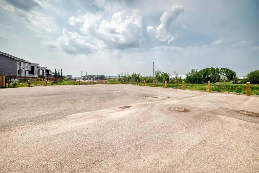 49 River Heights Drive NW Cochrane AB T4C 0Y1