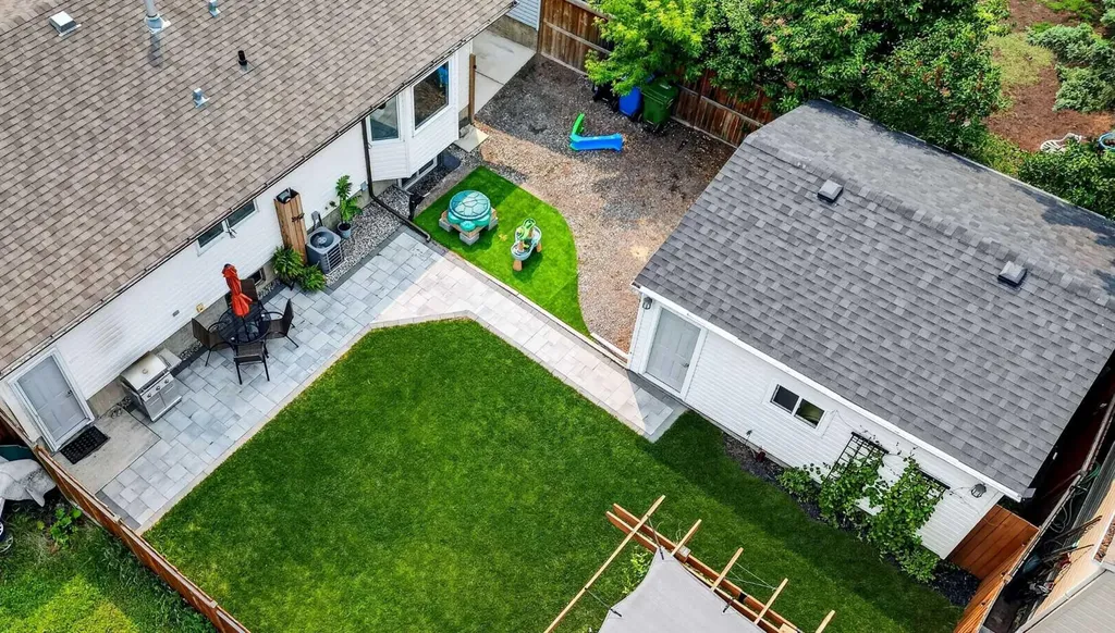 1820 Lysander Crescent SE Calgary AB T2C 1M3