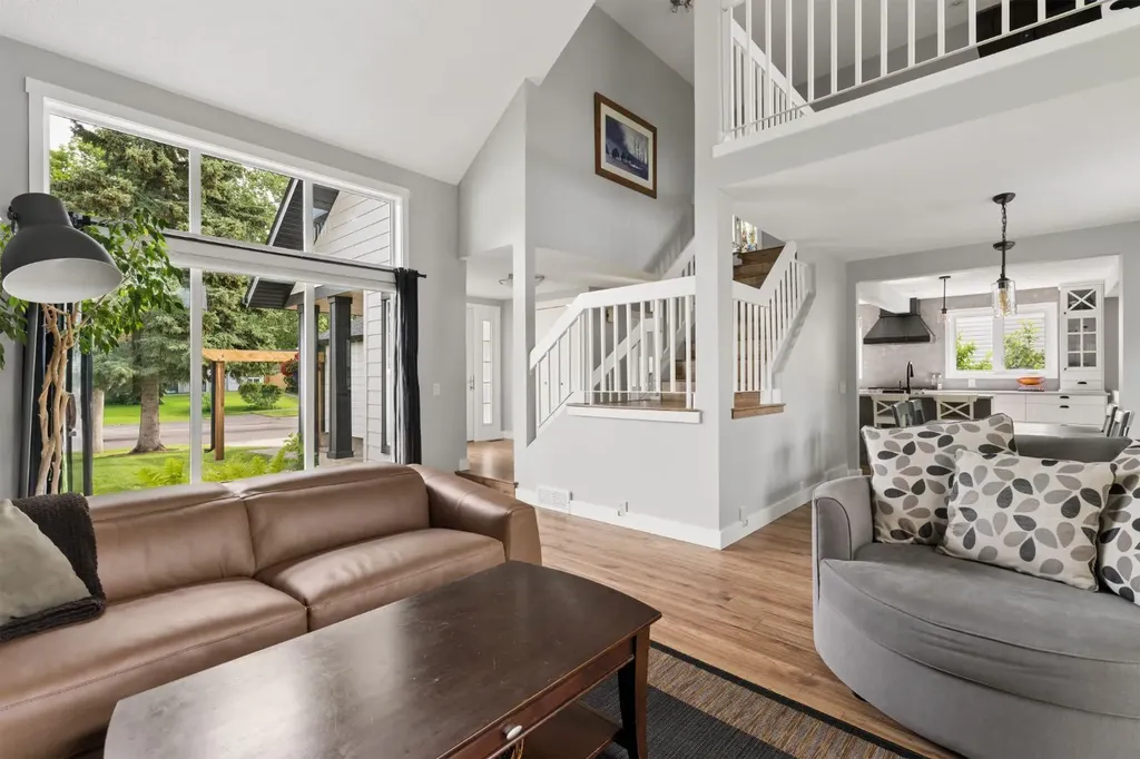 692 Woodpark Boulevard SW Calgary AB T2E 3R7