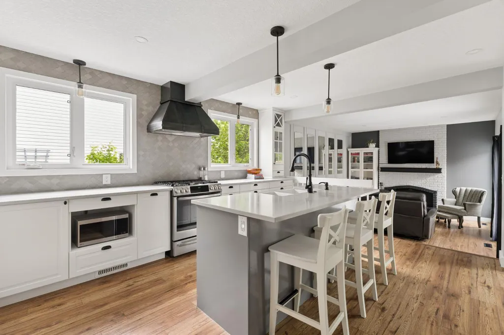 692 Woodpark Boulevard SW Calgary AB T2W 3R7