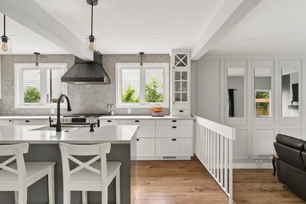 692 Woodpark Boulevard SW Calgary AB T2E 3R7