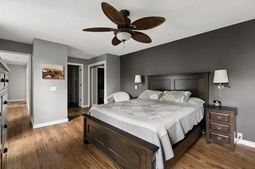 692 Woodpark Boulevard SW Calgary AB T2E 3R7