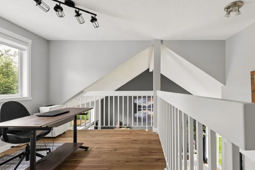 692 Woodpark Boulevard SW Calgary AB T2E 3R7