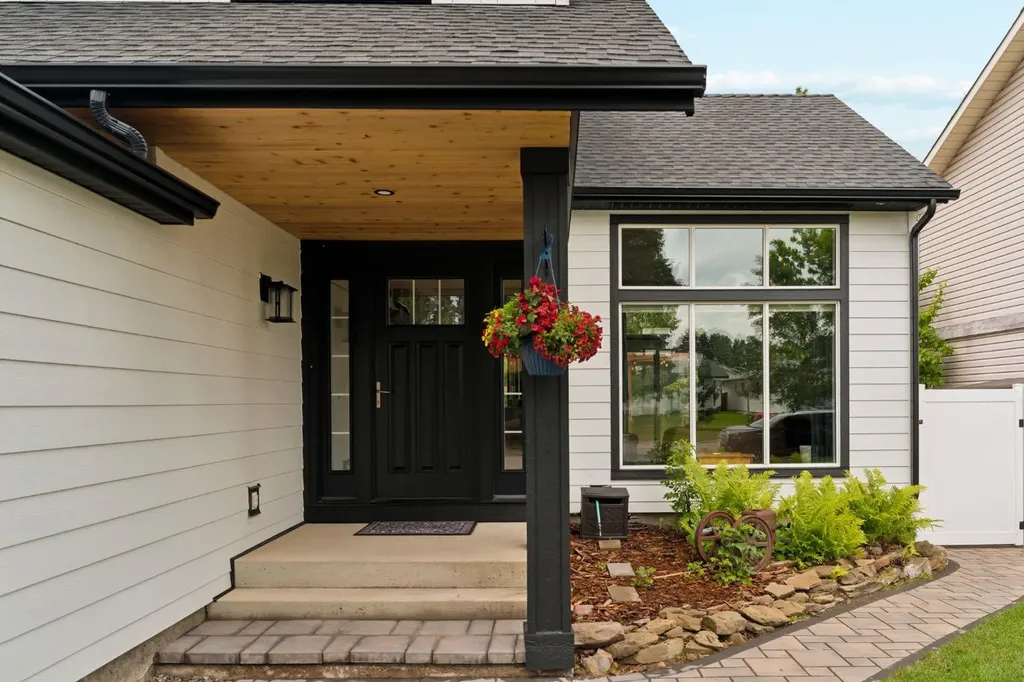 692 Woodpark Boulevard SW Calgary AB T2E 3R7