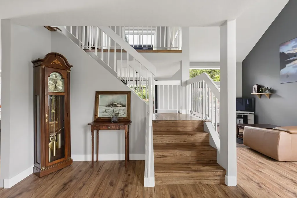 692 Woodpark Boulevard SW Calgary AB T2W 3R7