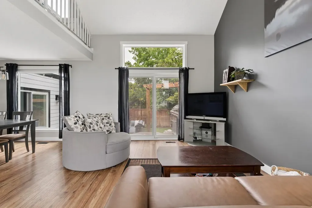 692 Woodpark Boulevard SW Calgary AB T2E 3R7
