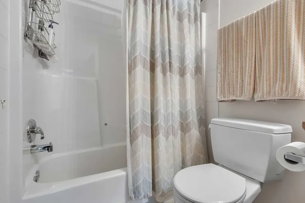 86 Coventry Lane NE Calgary AB T3K 4G4