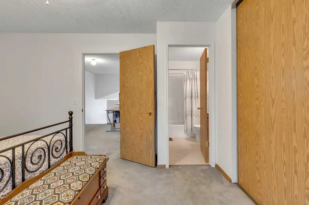 86 Coventry Lane NE Calgary AB T3K 4G4