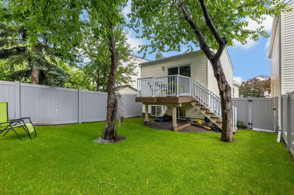 86 Coventry Lane NE Calgary AB T3K 4G4