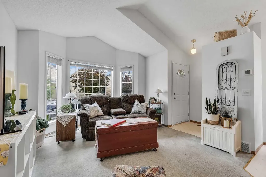 86 Coventry Lane NE Calgary AB T3K 4G4
