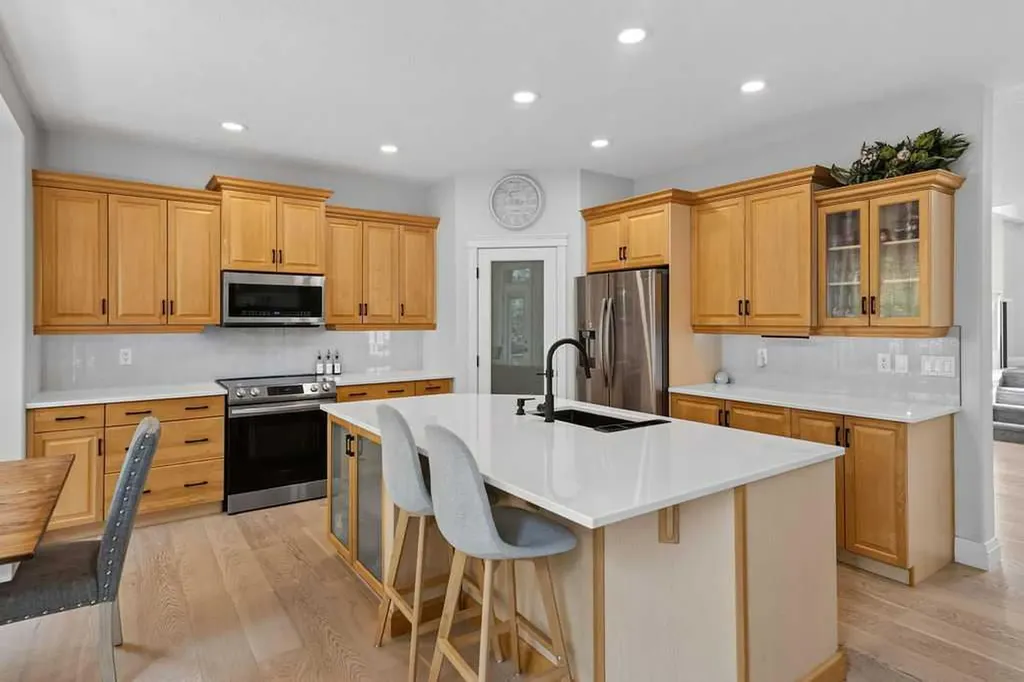 214 Cranleigh View SE Calgary AB T3M 0A2