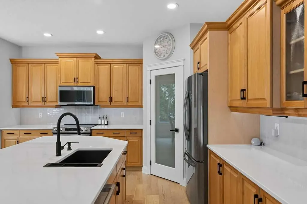 214 Cranleigh View SE Calgary AB T3M 0A2