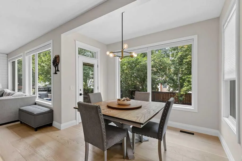 214 Cranleigh View SE Calgary AB T3M 0A2