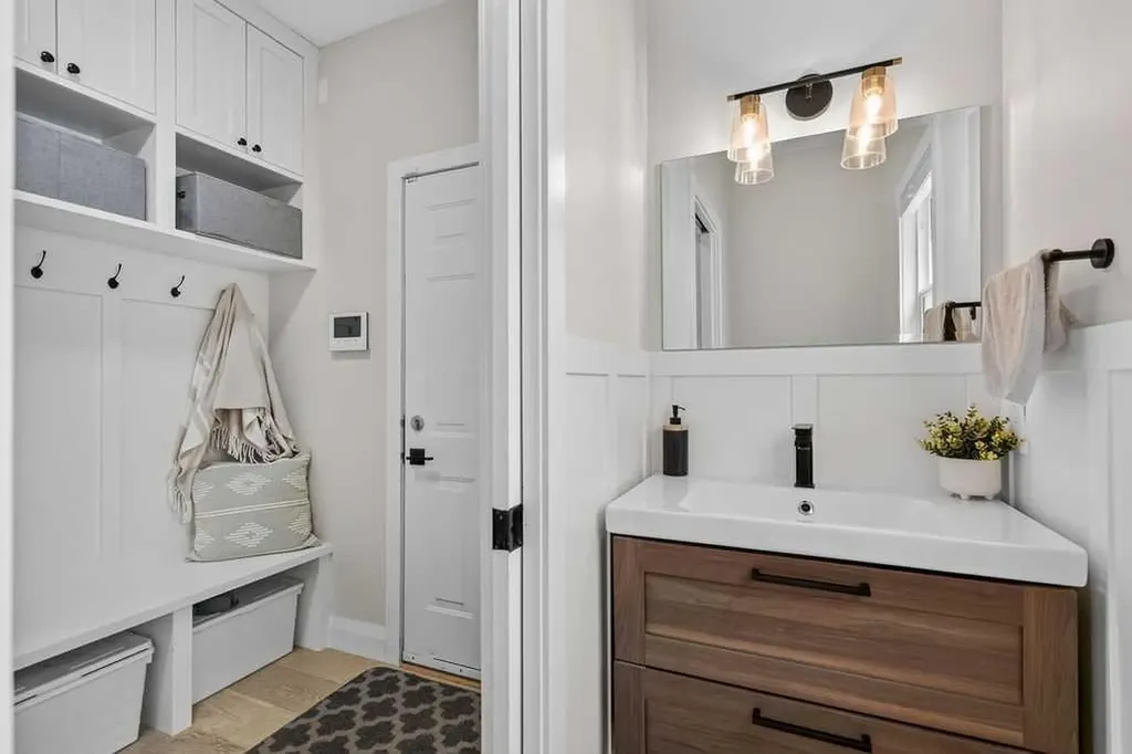 214 Cranleigh View SE Calgary AB T3M 0A2