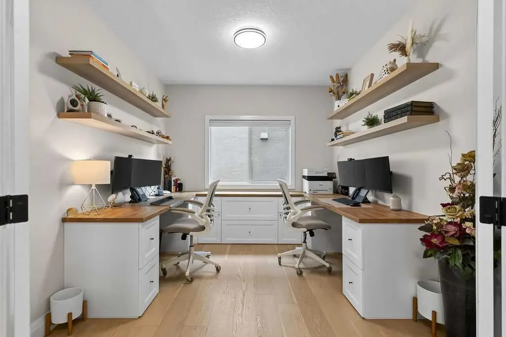 214 Cranleigh View SE Calgary AB T3M 0A2