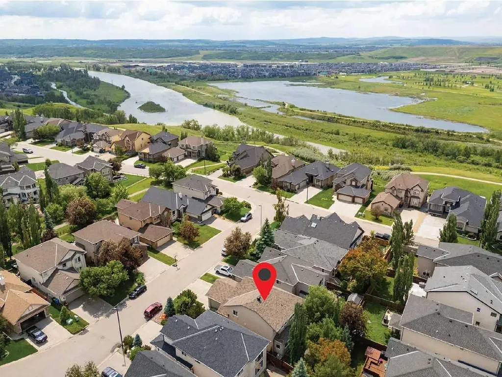 214 Cranleigh View SE Calgary AB T3M 0A2