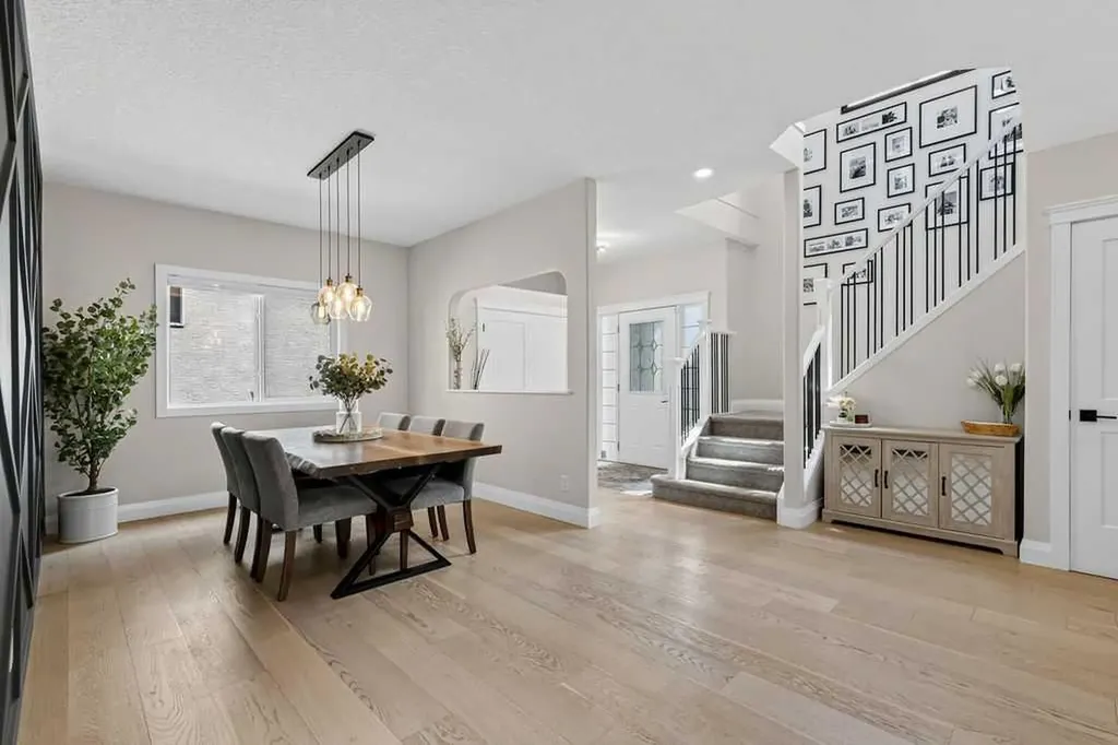 214 Cranleigh View SE Calgary AB T3M 0A2