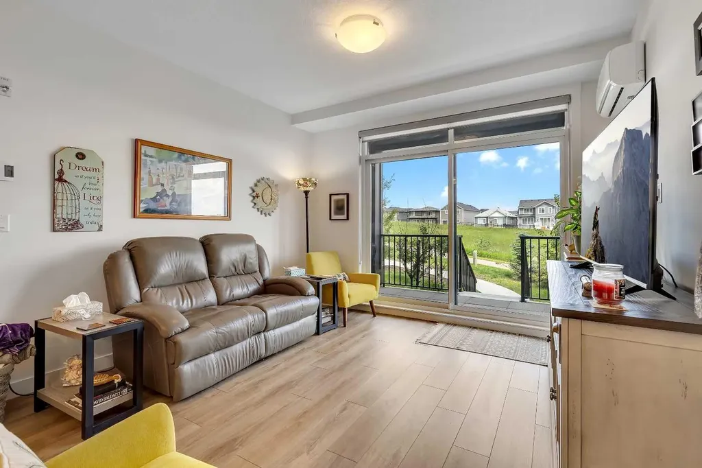 40 Sage Hill Walk NW Calgary AB T3R 2C5