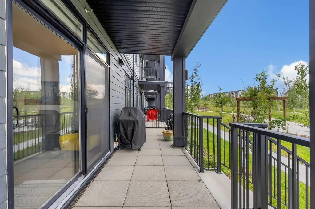 40 Sage Hill Walk NW Calgary AB T3R 2C5
