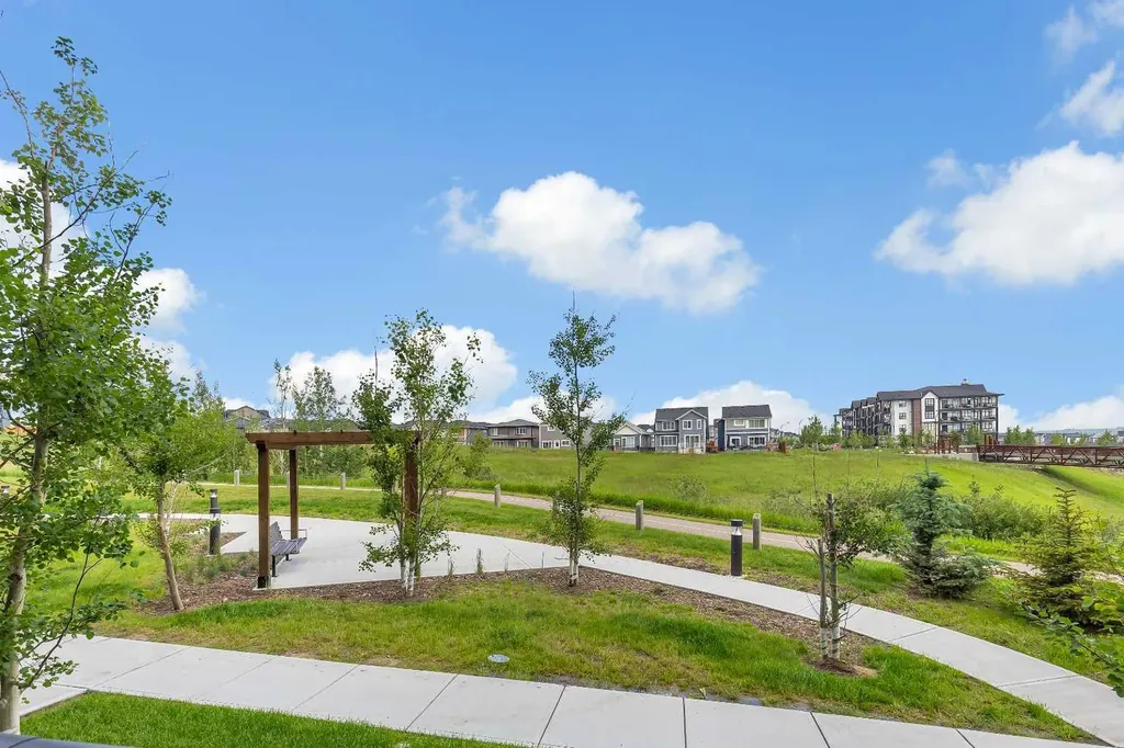 40 Sage Hill Walk NW Calgary AB T3R 2C5
