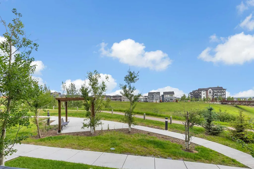 40 Sage Hill Walk NW Calgary AB T3R 2C5