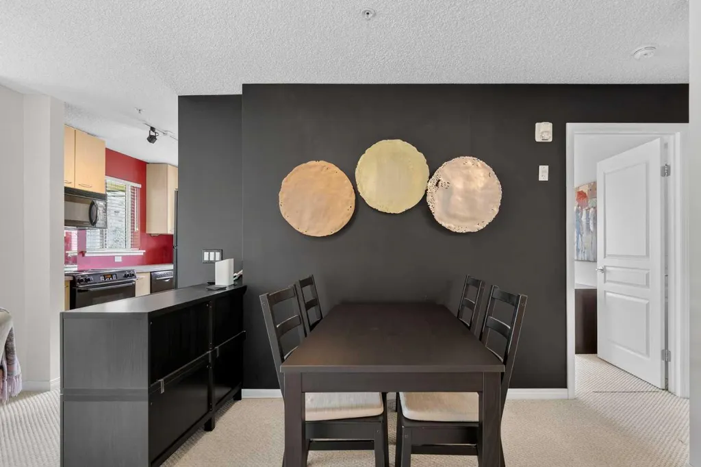 22 Richard Place SW Calgary AB T3E 7N6