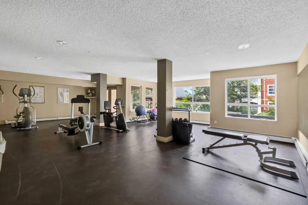 22 Richard Place SW Calgary AB T3E 7N6