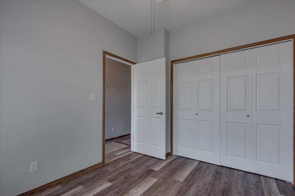 939 Ramage Crescent Red Deer AB T4P 3Z9