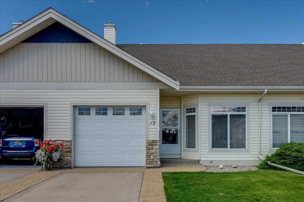 939 Ramage Crescent Red Deer AB T4P 3Z9