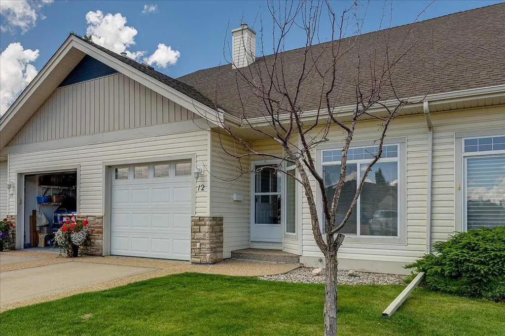 939 Ramage Crescent Red Deer AB T4P 3Z9