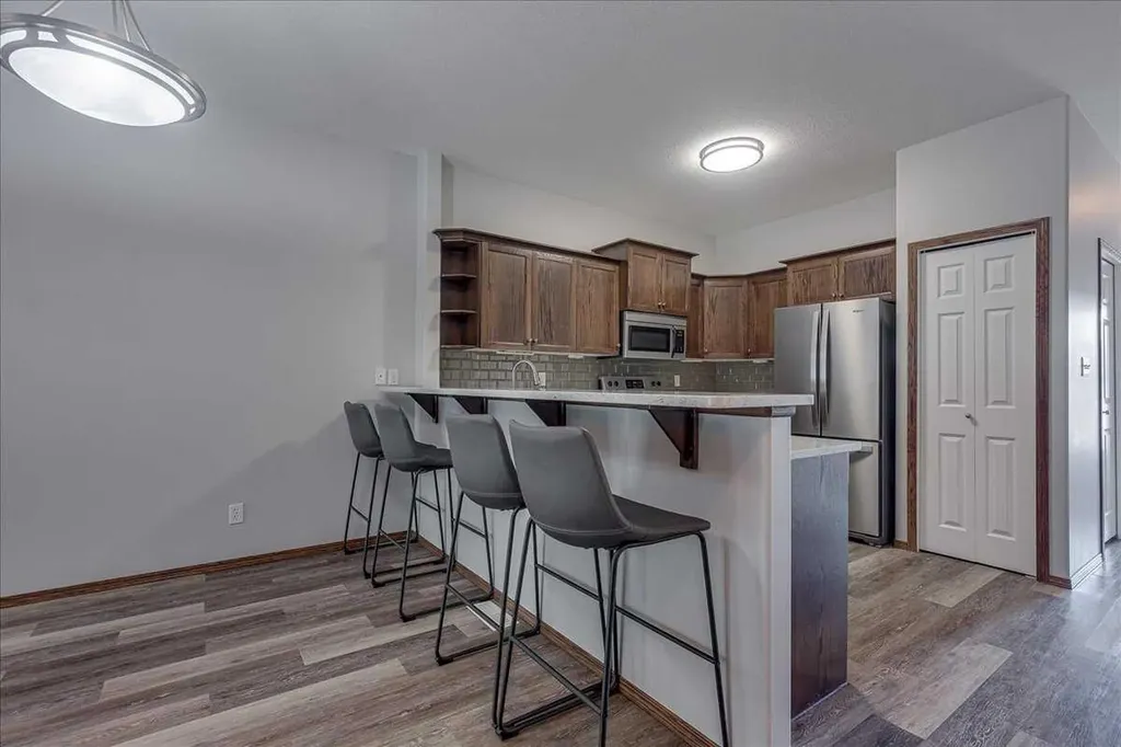939 Ramage Crescent Red Deer AB T4P 3Z9