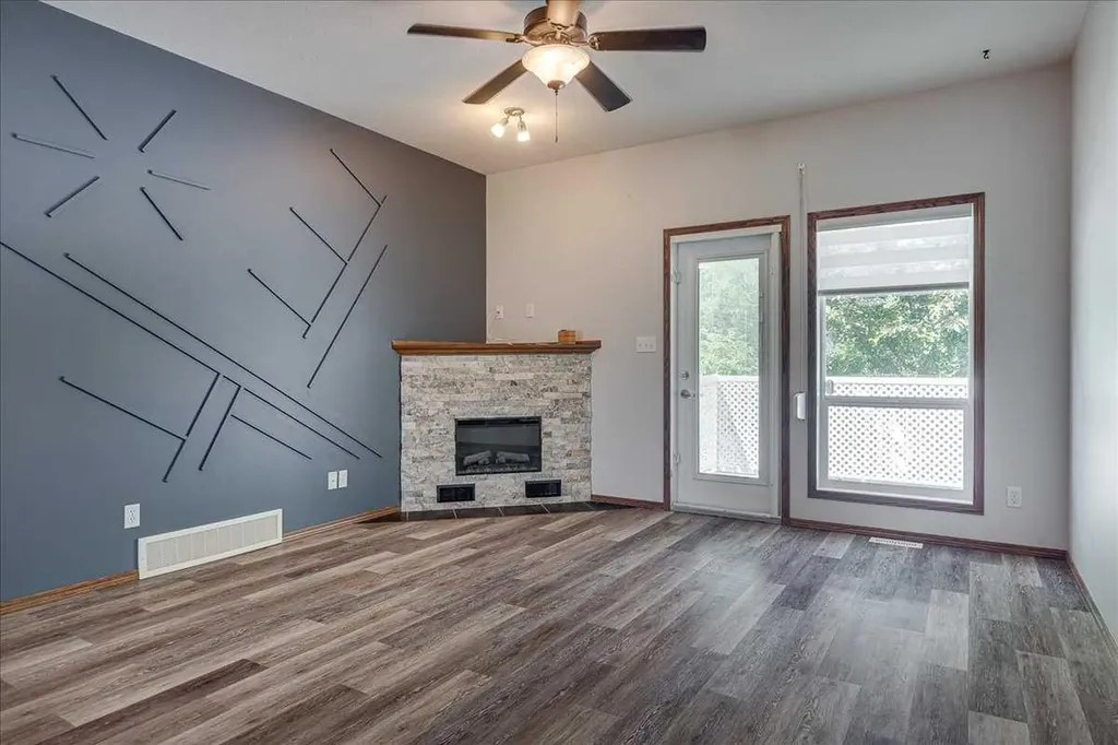 939 Ramage Crescent Red Deer AB T4P 3Z9