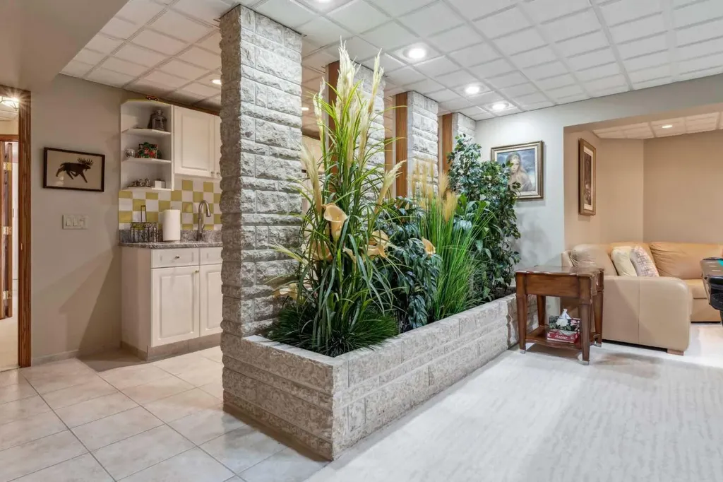 9948 Patton Road SW Calgary AB T2V 5G1