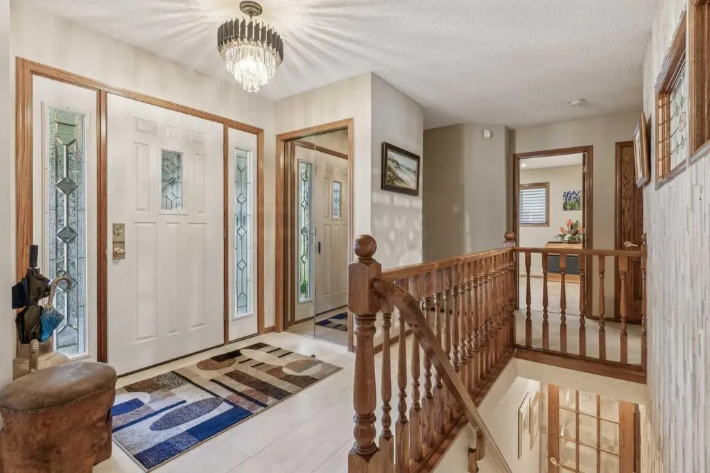9948 Patton Road SW Calgary AB T2V 5G1