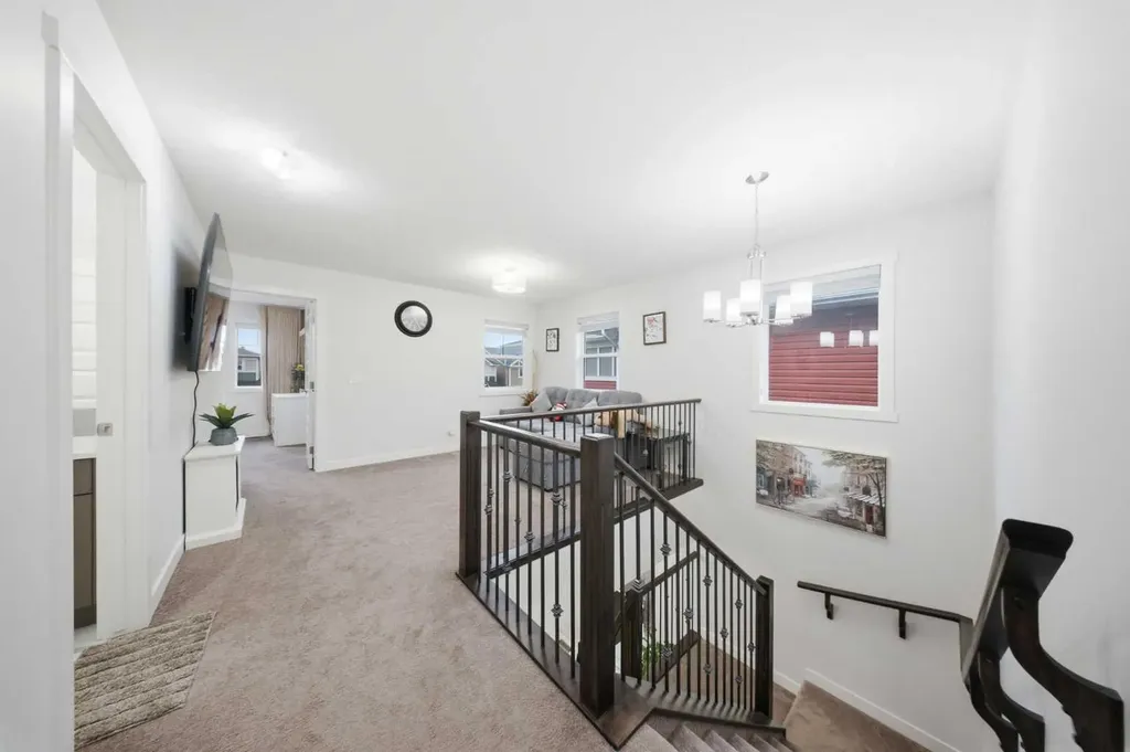 16 Saddlestone Heath NE Calgary AB T3J2B6