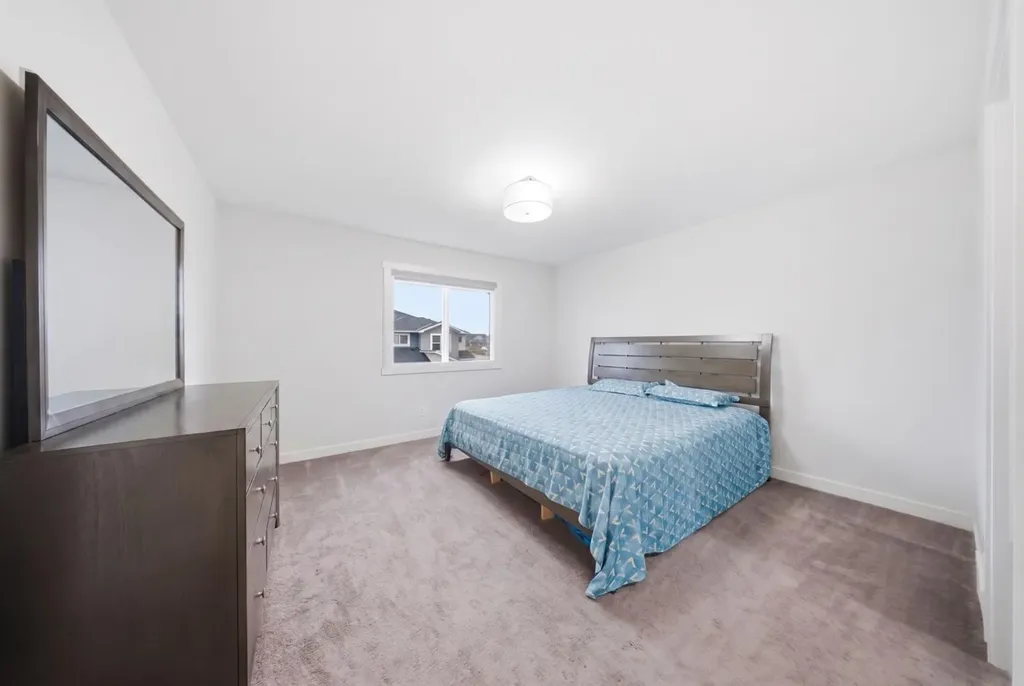 16 Saddlestone Heath NE Calgary AB T3J2B6